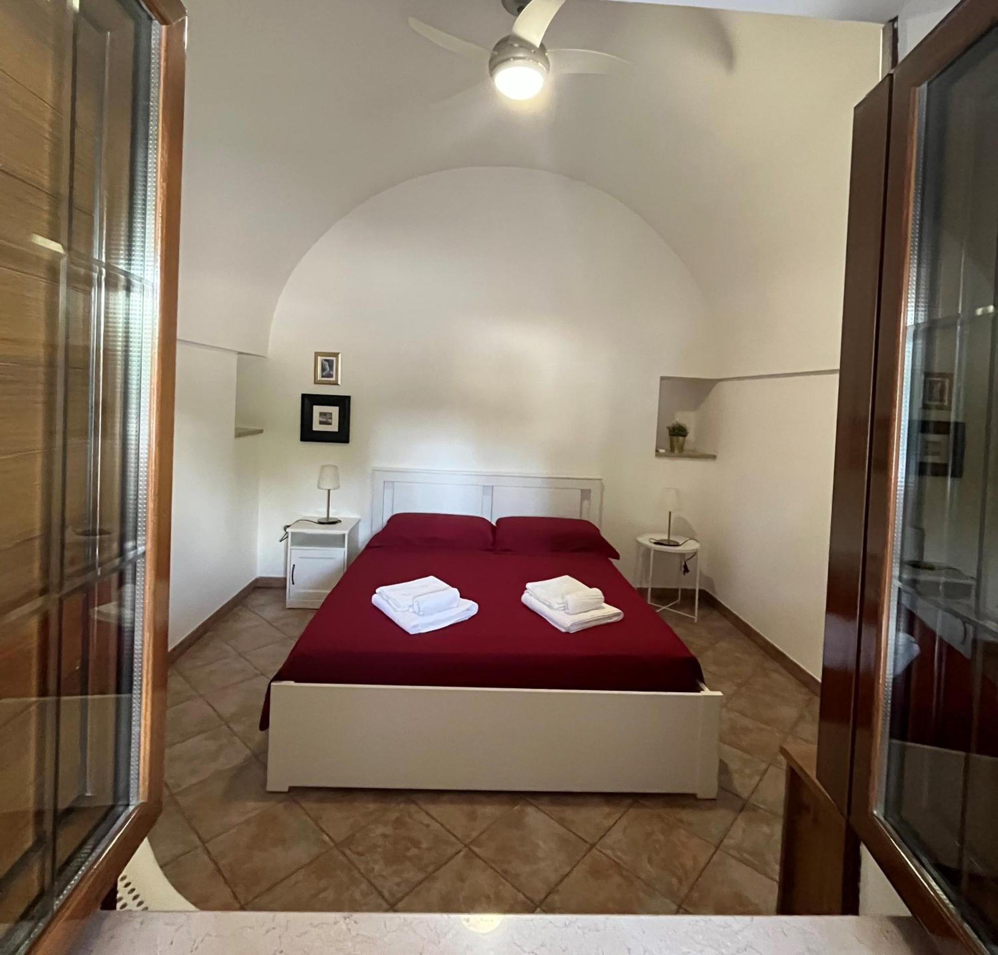 Hostal Gorgo Rinaldi - Locazioni Brevi Monopoli Exterior foto